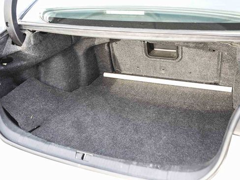 Used 2015 Toyota Avalon XLE image 25