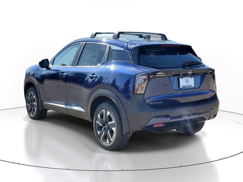 New 2026 Nissan Kicks SV image 3