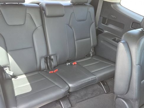Used 2021 Kia Telluride EX w/ EX Premium Package AWD/4WD image 14