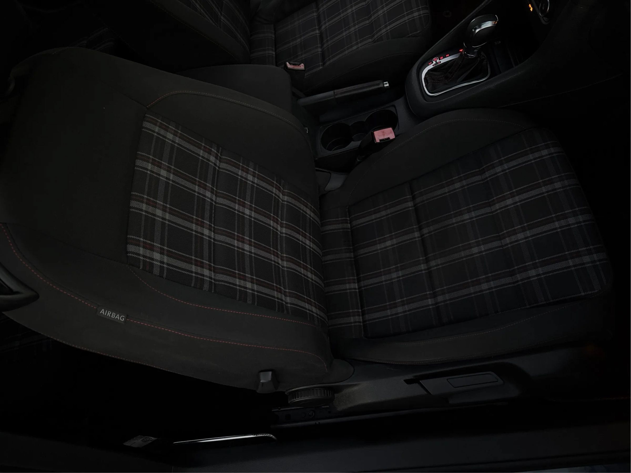 Used 2012 Volkswagen GTI 2-Door FWD image 17