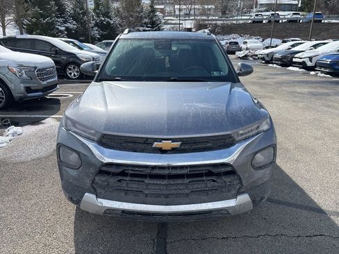 Used 2022 Chevrolet TrailBlazer LT image 2