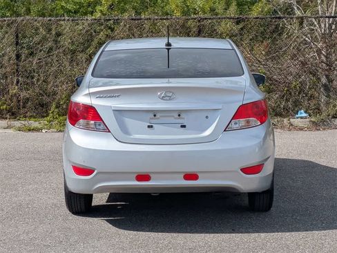 Used 2013 Hyundai Accent GLS image 4