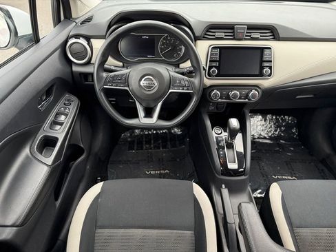 Used 2020 Nissan Versa SV image 24