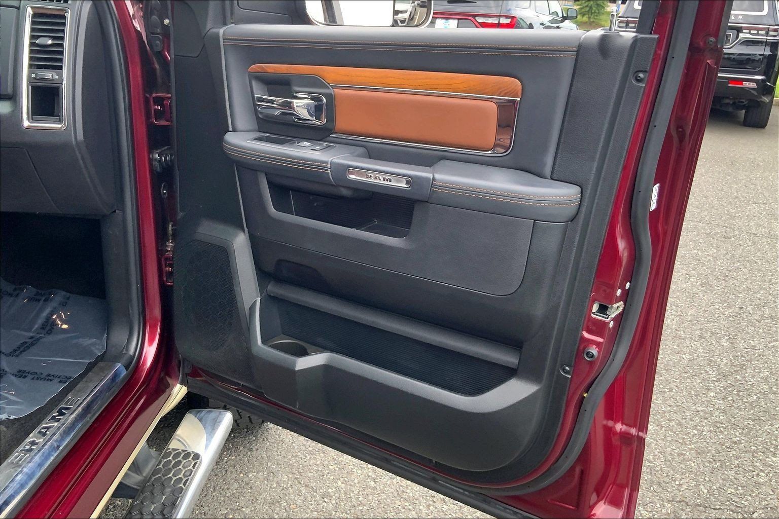 Used 2017 RAM 1500 Laramie Longhorn AWD/4WD image 19