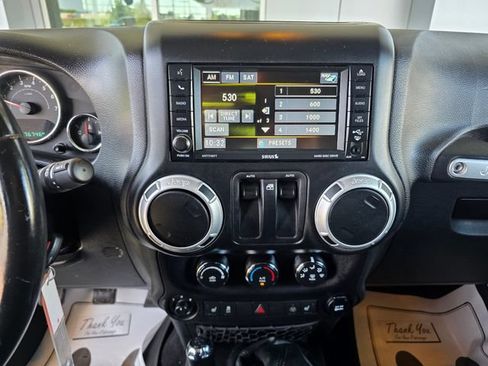 Used 2015 Jeep Wrangler Sahara w/ Connectivity Group AWD/4WD image 21
