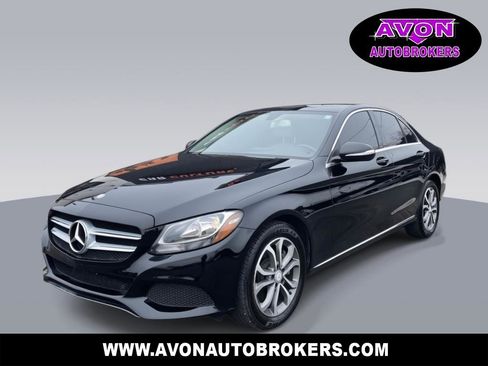 Used 2015 Mercedes-Benz C 300 4MATIC Sedan image 1