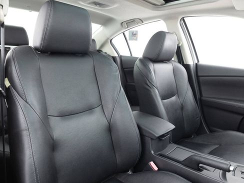 Used 2013 MAZDA MAZDA3 i Grand Touring FWD image 26