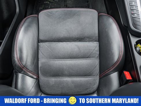 Used 2021 Porsche Macan GTS w/ Sport Chrono Package image 36