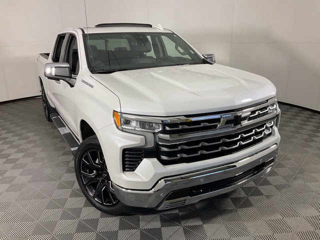 Used 2023 Chevrolet Silverado 1500 LTZ w/ LTZ Premium Package AWD/4WD image 44
