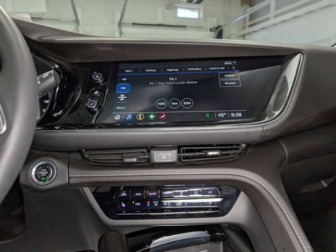 Certified 2023 Buick Envision Essence AWD/4WD image 33