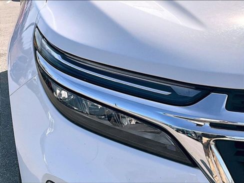 Used 2024 Chevrolet Equinox LT AWD/4WD image 30