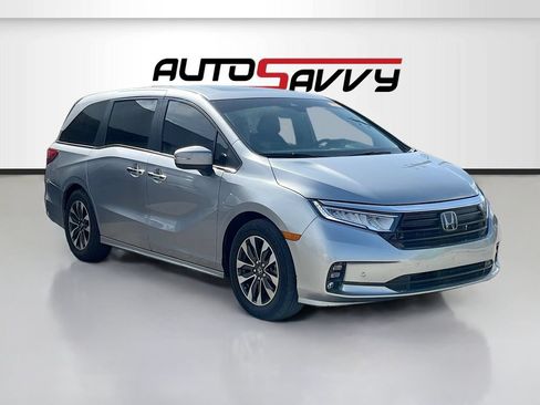 Used 2023 Honda Odyssey Touring image 1