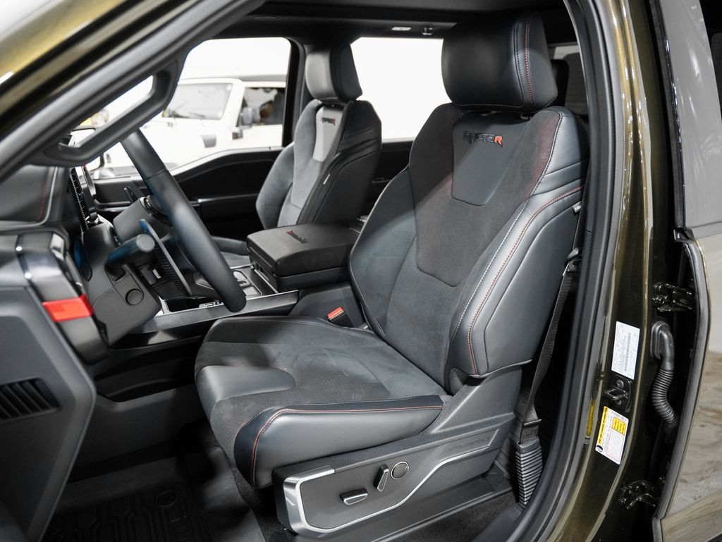 Used 2025 Ford F150 Raptor w/ Equipment Group 803A Raptor R AWD/4WD image 9