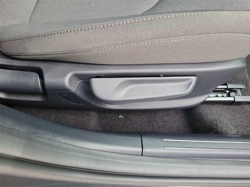 New 2026 Kia K4 LXS image 9