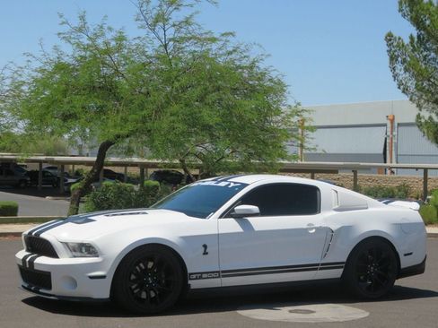Used 2010 Ford Mustang Shelby GT500 RWD image 1