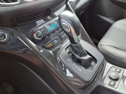 Used 2015 Ford Escape Titanium image 10