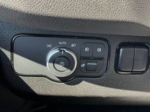 Used 2026 Mercedes-Benz Sprinter 2500 image 14