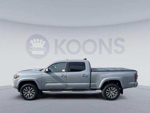Used 2021 Toyota Tacoma Limited AWD/4WD image 2