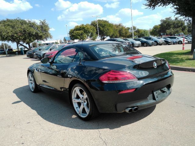 Used 2015 BMW Z4 sDrive28i RWD image 14