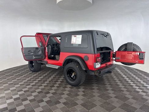 Used 2005 Jeep Wrangler Unlimited image 18