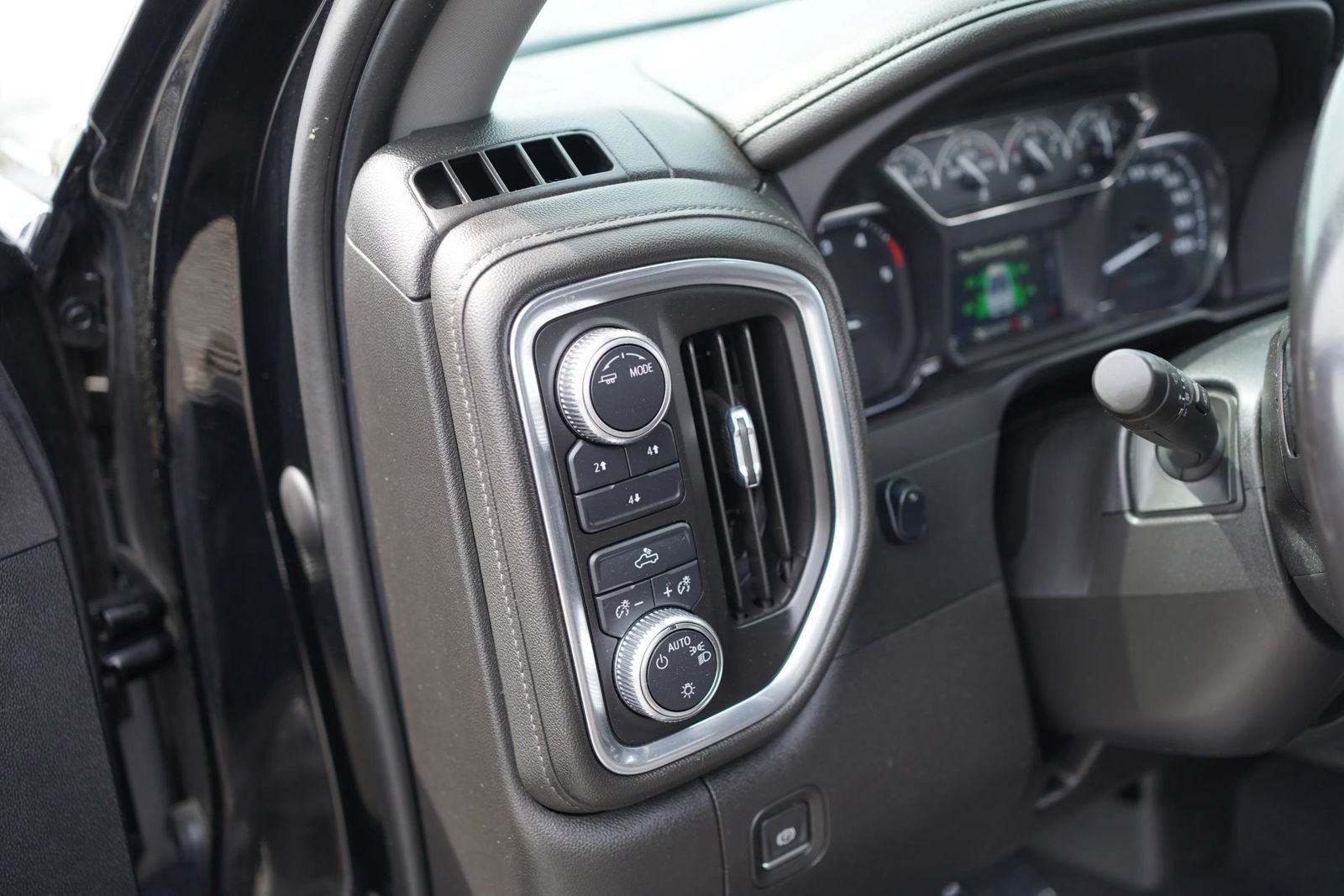 Used 2023 GMC Sierra 2500 SLE AWD/4WD image 24