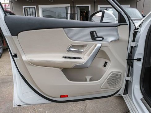Used 2019 Mercedes-Benz A 220 image 39