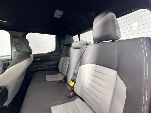 Certified 2025 Toyota Tacoma TRD Sport w/ TRD Sport Upgrade Package image 32