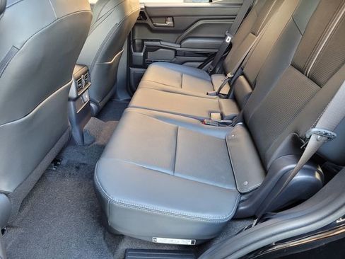 New 2026 Toyota 4Runner Limited AWD/4WD image 7