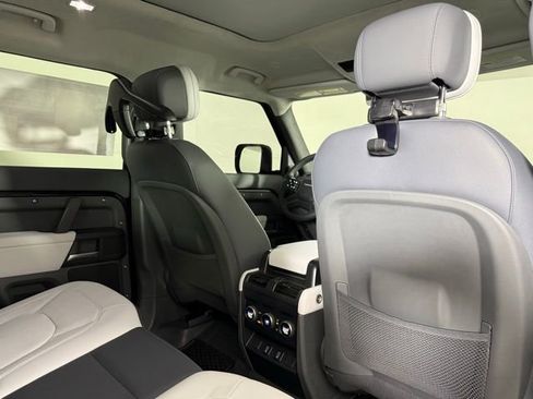 New 2026 Land Rover Defender 110 X AWD/4WD image 30