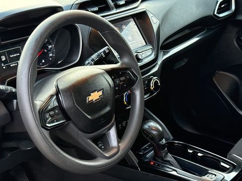 Used 2021 Chevrolet TrailBlazer LS FWD image 17