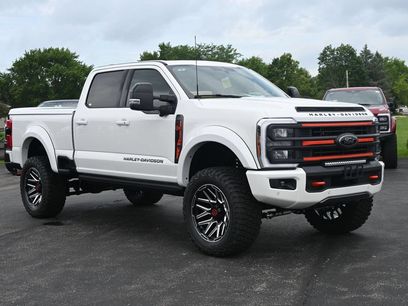 New 2026 Ford F250 Lariat w/ Black Appearance Package