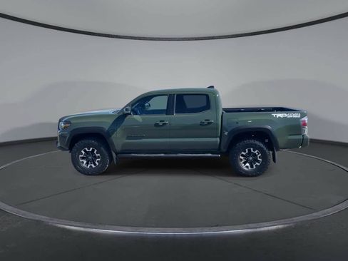 Certified 2021 Toyota Tacoma TRD Off-Road w/ TRD Premium Off Road Package AWD/4WD image 5