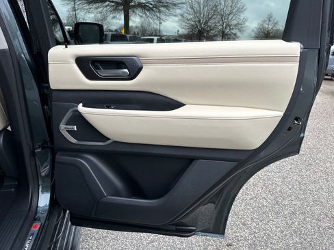 New 2026 Nissan Armada Platinum Reserve AWD/4WD image 17
