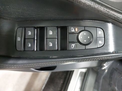 Certified 2023 Nissan Rogue SV image 27