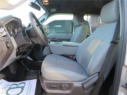 Used 2012 Ford F250 XLT w/ XLT Premium Pkg image 4