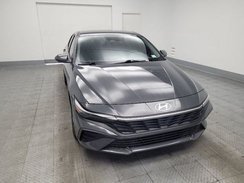 Used 2024 Hyundai Elantra SEL FWD image 14