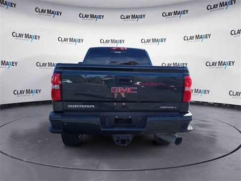 Used 2019 GMC Sierra 2500 Denali w/ Duramax Plus Package image 4