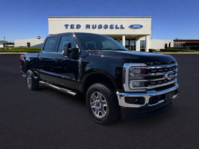 Certified 2025 Ford F250 Lariat w/ FX4 Off-Road Package AWD/4WD image 3
