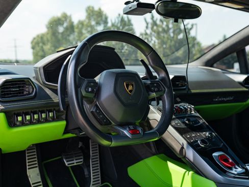 Used 2017 Lamborghini Huracan LP 580-2 RWD image 26
