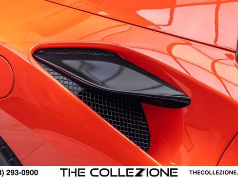 Used 2022 Ferrari F8 Tributo RWD image 36