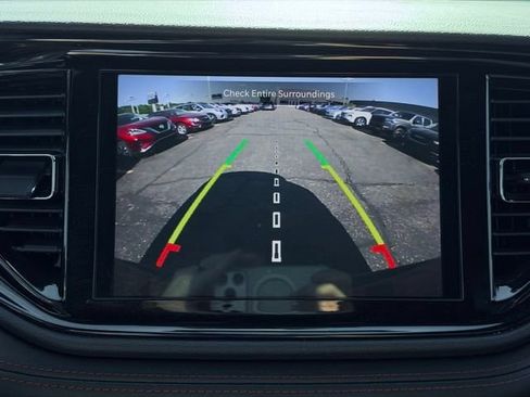 Used 2022 Dodge Durango R/T w/ Blacktop Package AWD/4WD image 42