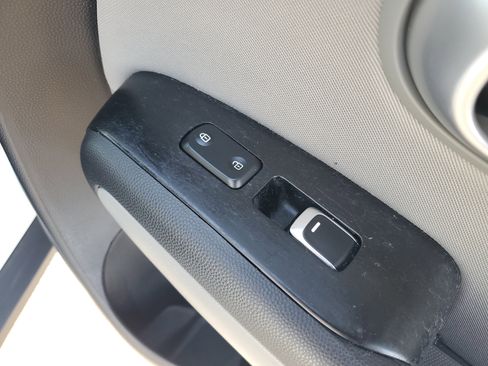 Used 2018 Kia Soul image 11