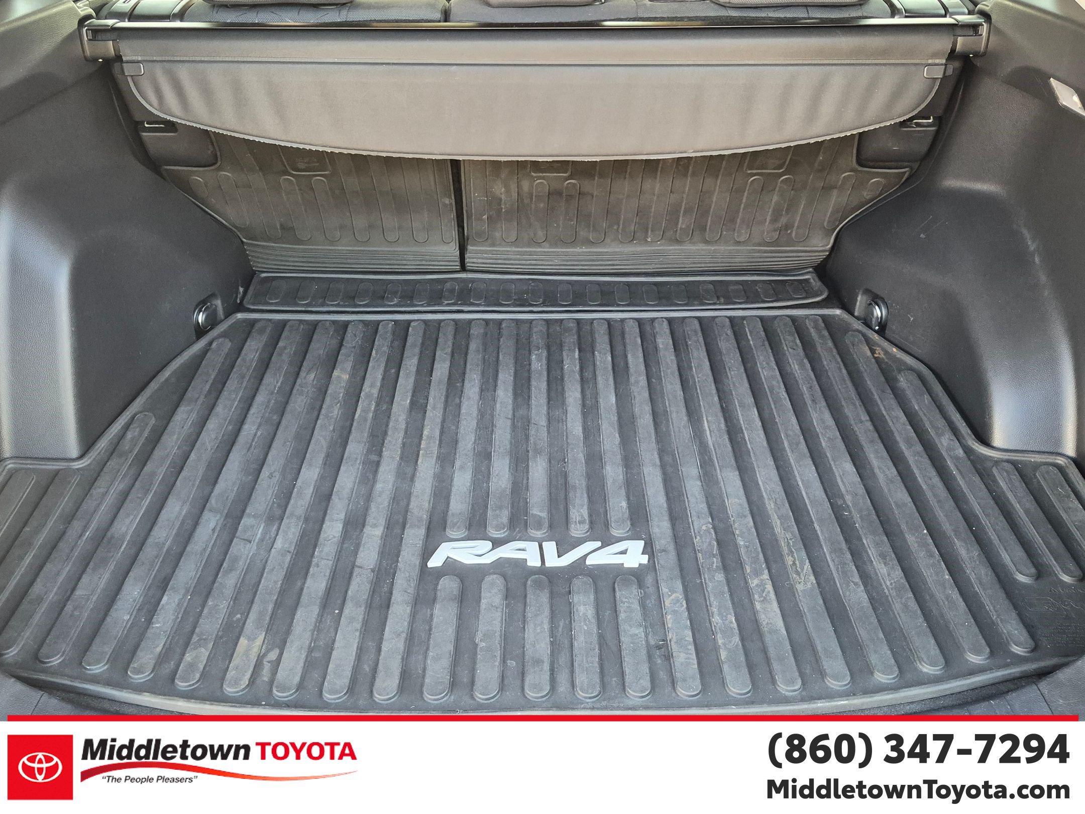 Used 2021 Toyota RAV4 XLE w/ Convenience Package AWD/4WD image 33