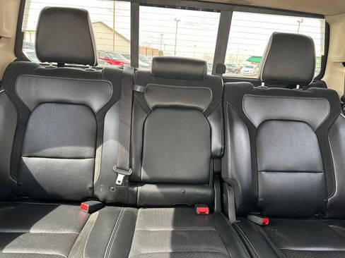 Used 2019 RAM 1500 Laramie image 32