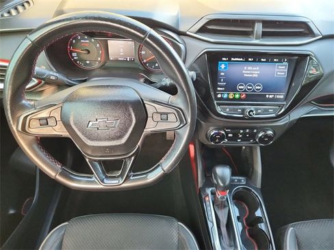 Used 2021 Chevrolet TrailBlazer RS w/ Convenience Package image 11