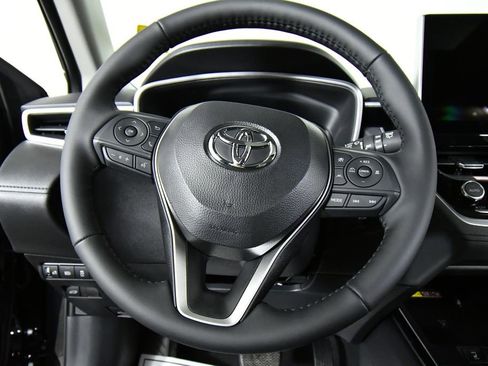 New 2026 Toyota Corolla Cross XLE image 2