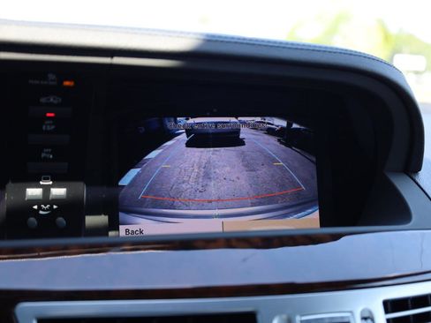 Used 2009 Mercedes-Benz S 63 AMG image 11