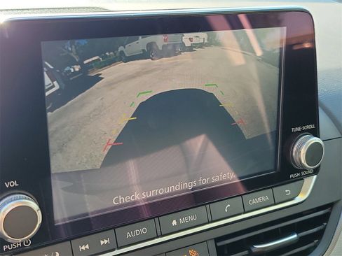 Used 2025 Nissan Altima 2.5 SR image 25