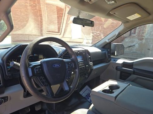 Used 2018 Ford F150 XL w/ Equipment Group 101A Mid image 10