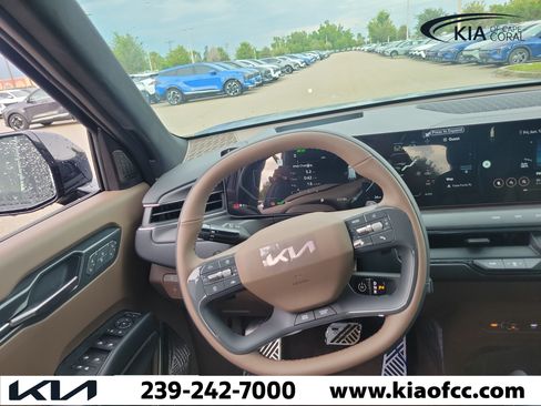 New 2026 Kia EV9 GT-Line AWD/4WD image 23